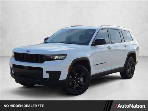 Used 2023 Jeep Grand Cherokee L Altitude AWD/4WD image 1