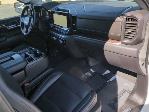 Used 2024 GMC Sierra 1500 SLT RWD image 35