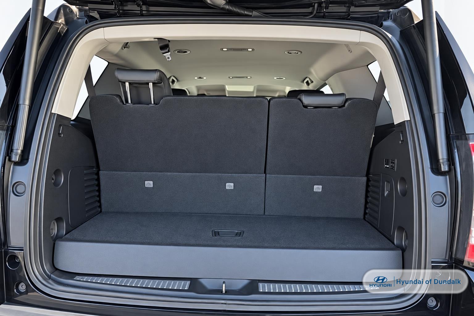 Used 2019 GMC Yukon SLT RWD image 12