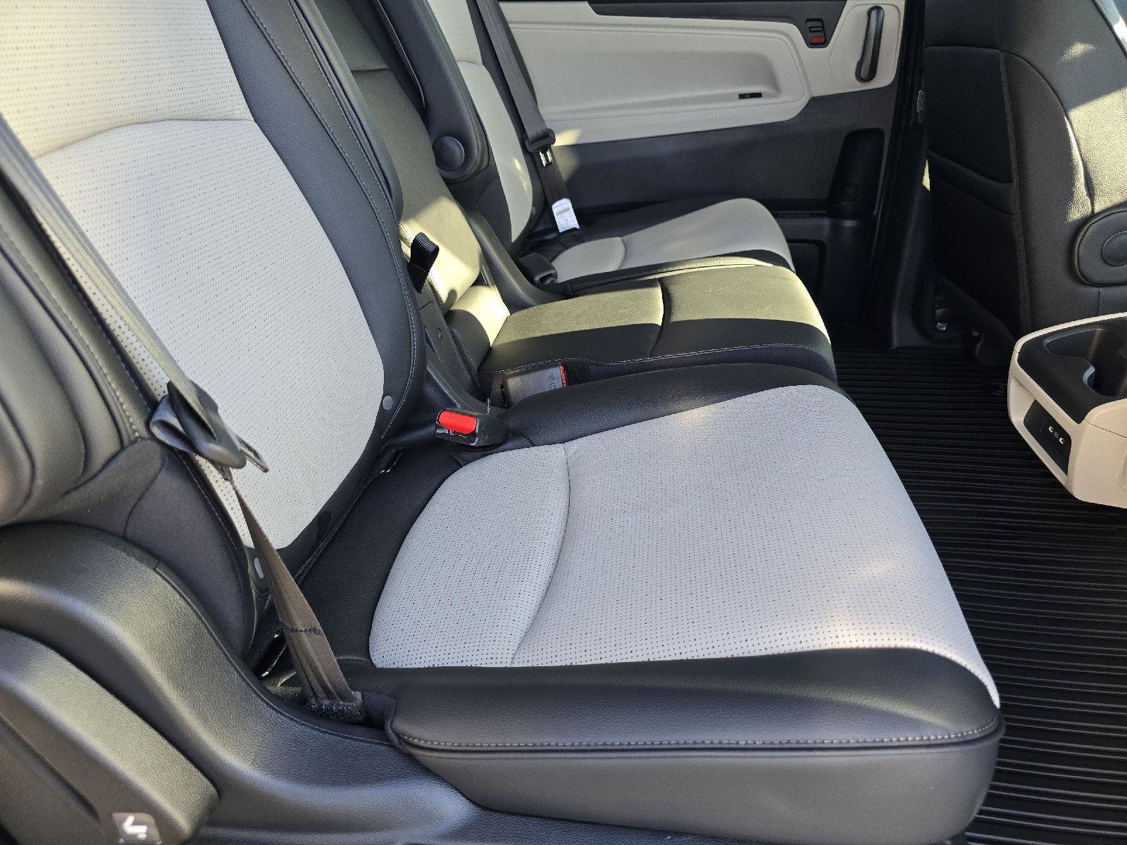 New 2027 Honda Odyssey Elite image 11