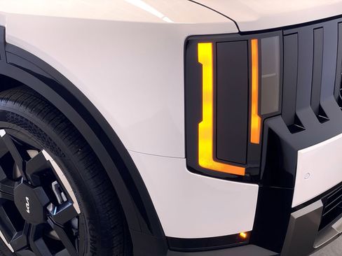 New 2027 Kia Telluride EX FWD image 11