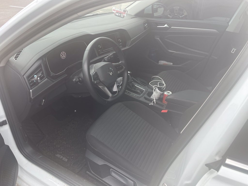 Used 2024 Volkswagen Jetta S FWD image 3