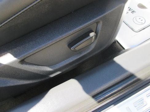 Used 2025 Ford Mustang Premium RWD image 15