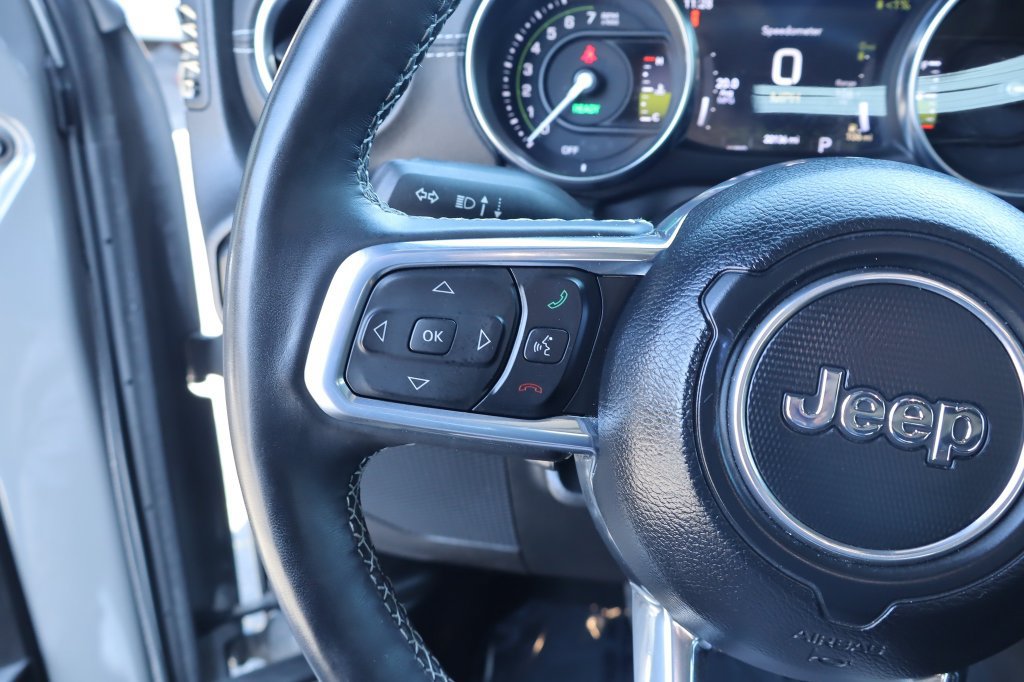 Used 2022 Jeep Wrangler Unlimited Sahara w/ Cold Weather Group AWD/4WD image 24