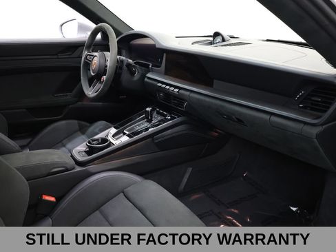 Used 2025 Porsche 911 Carrera GTS RWD image 18