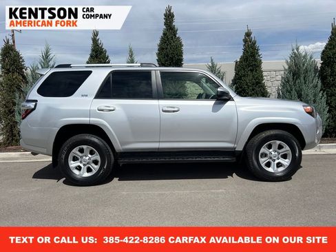 Used 2024 Toyota 4Runner SR5 image 10