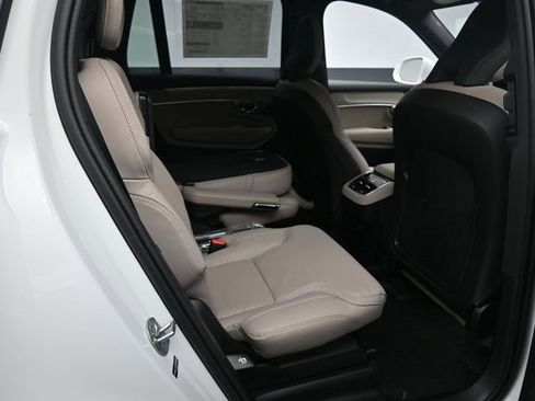 New 2026 Volvo XC90 B6 Ultra w/ Protection Package Premier image 27