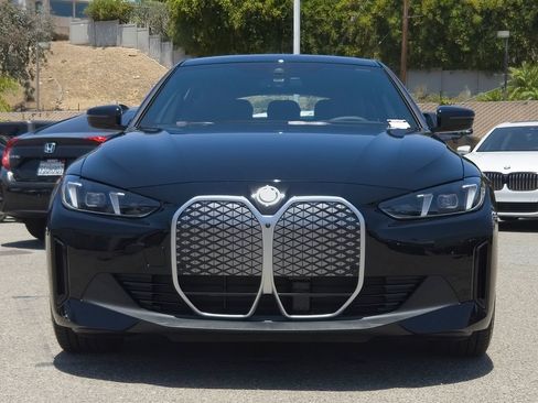New 2026 BMW i4 eDrive40 w/ Premium Package RWD image 2