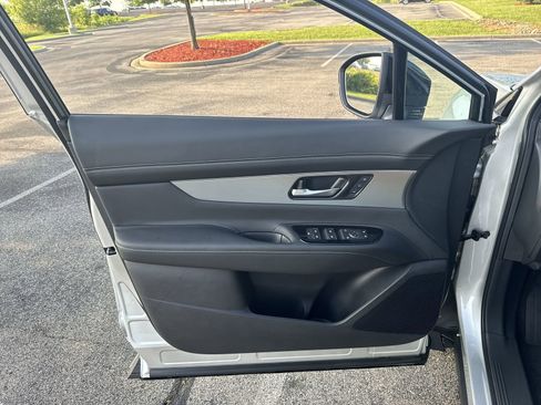 New 2025 Nissan Murano SL w/ Cargo Package image 21