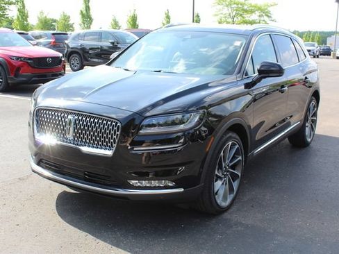 Used 2023 Lincoln Nautilus Reserve w/ Equipment Group 202A AWD/4WD image 9