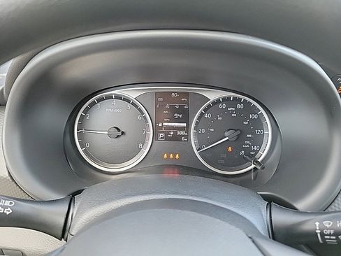 New 2025 Nissan Kicks Play S image 18