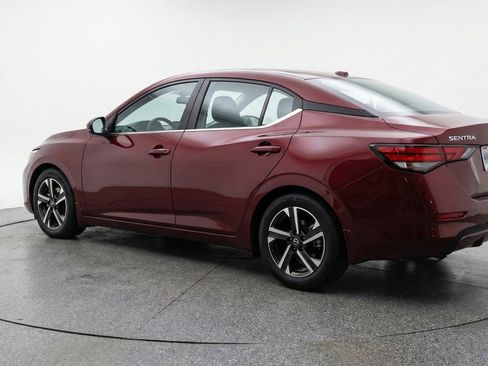 Used 2025 Nissan Sentra SV FWD image 6
