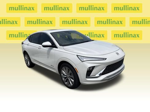 Used 2025 Buick Envista Avenir FWD image 1