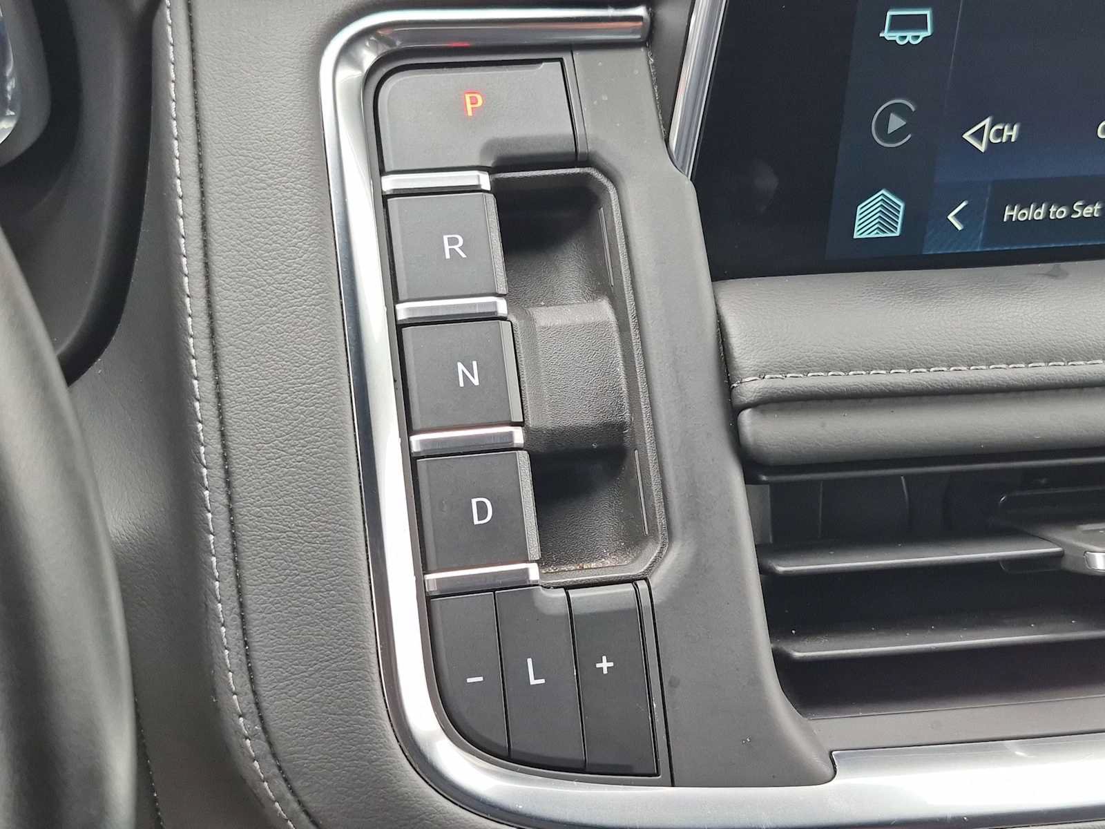Used 2023 Chevrolet Tahoe LT AWD/4WD image 29