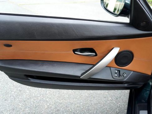 Used 2007 BMW Z4 3.0si image 28