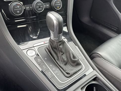 Used 2019 Volkswagen Golf R DCC & Navigation 4Motion image 14