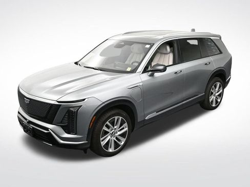 Used 2026 Cadillac Vistiq Luxury AWD/4WD image 17