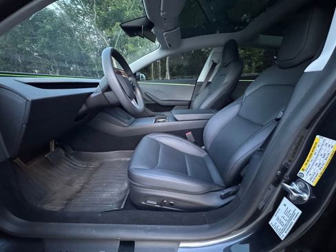 Used 2025 Tesla Model 3 Long Range RWD image 19