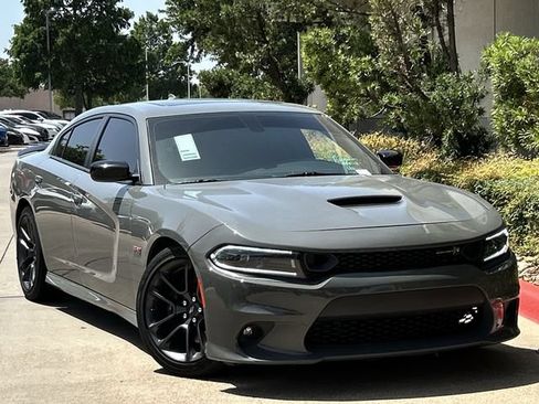 Used 2023 Dodge Charger Scat Pack RWD image 2