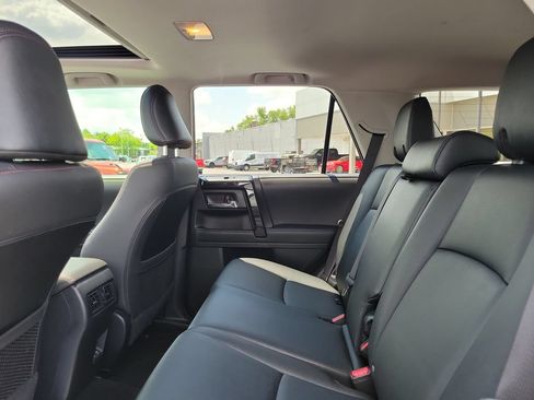 Used 2020 Toyota 4Runner TRD Off-Road Premium w/ Moonroof Package AWD/4WD image 14