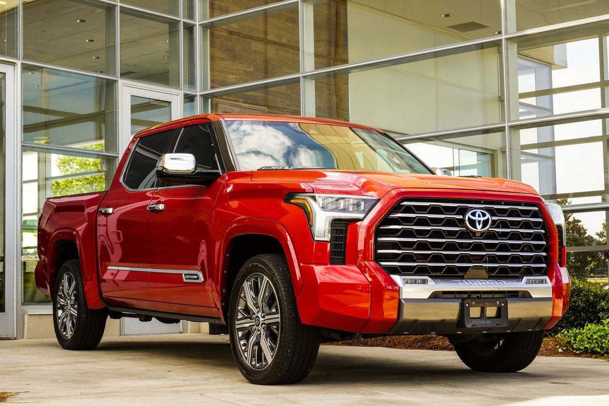 Used 2023 Toyota Tundra Capstone AWD/4WD image 4