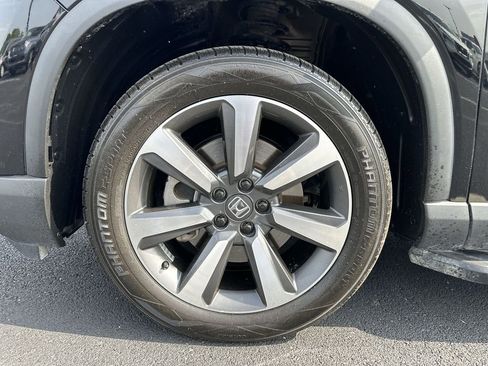 Used 2023 Honda Pilot Elite image 16