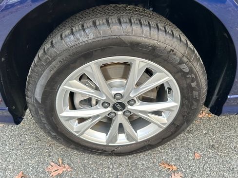 Used 2025 Audi Q3 2.0T Premium image 10