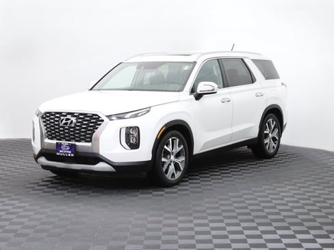 Used 2020 Hyundai Palisade SEL w/ Premium Package AWD/4WD image 5