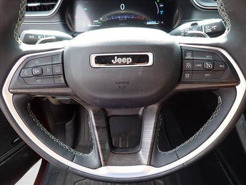 Used 2024 Jeep Grand Cherokee Limited 4xe AWD/4WD image 12