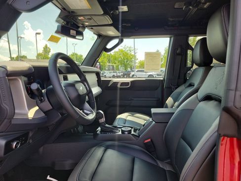 New 2026 Ford Bronco Outer Banks AWD/4WD image 18