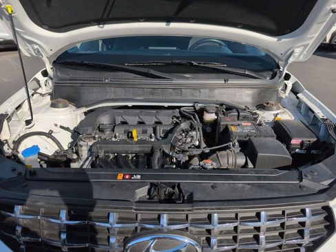 Used 2025 Hyundai Venue SEL image 35