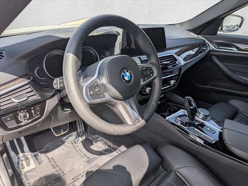 Used 2017 BMW 530i image 4