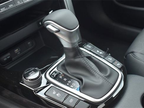 New 2026 Kia Seltos SX w/ SX Sunroof Package image 26