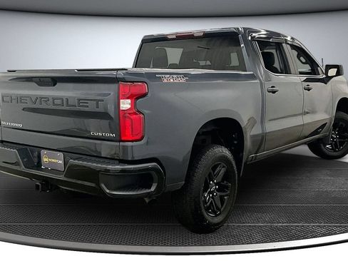 Used 2022 Chevrolet Silverado 1500 Custom Trail Boss AWD/4WD image 6