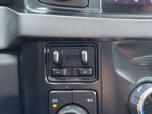 Used 2024 Ford F350 Platinum image 15