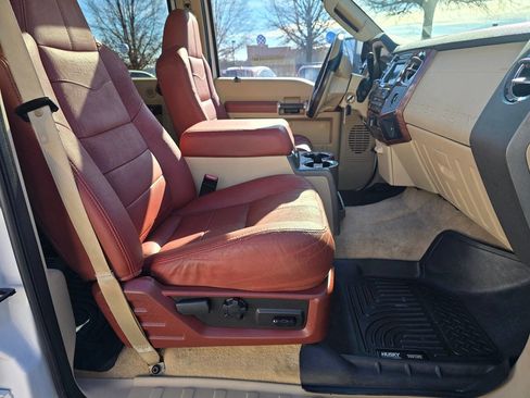 Used 2008 Ford F350 Lariat 4dr Crew Cab 4WD LB DRW image 32