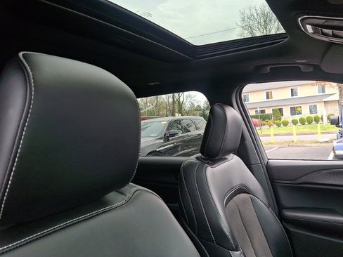 Used 2024 Jeep Grand Cherokee L Altitude image 13