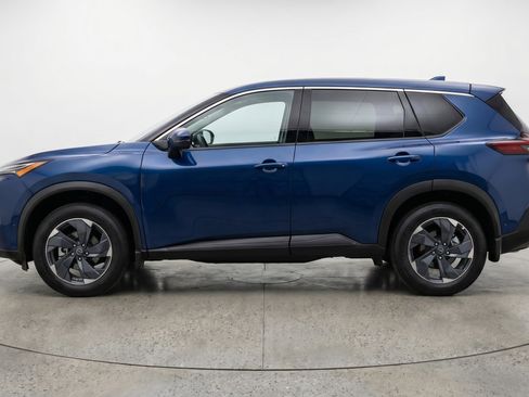 Used 2025 Nissan Rogue SV FWD image 5