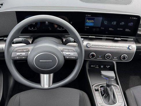 New 2026 Hyundai Kona SE image 17