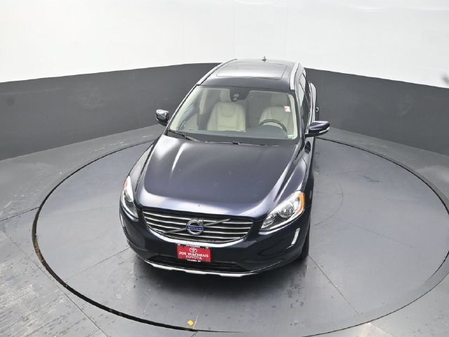 Used 2016 Volvo XC60 T6 AWD/4WD image 24