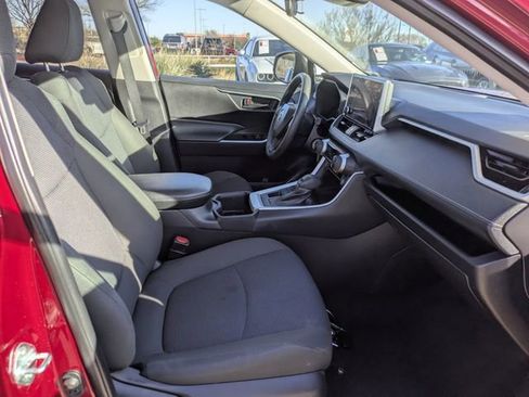 Used 2024 Toyota RAV4 LE image 29