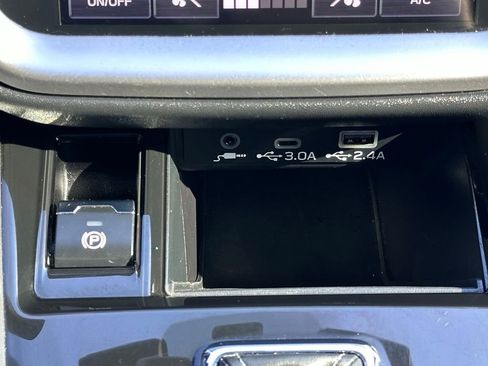 Certified 2024 Subaru Outback Limited AWD/4WD image 16