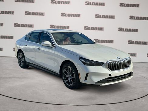 New 2026 BMW 530i xDrive w/ Premium Package image 7