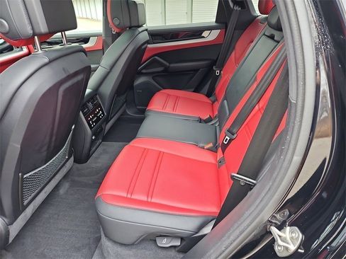 Certified 2024 Porsche Cayenne S image 37