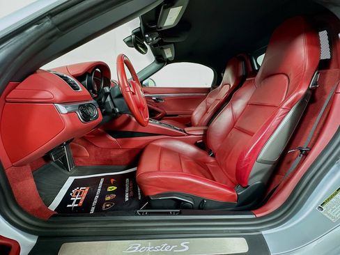 Used 2014 Porsche Boxster S RWD image 16