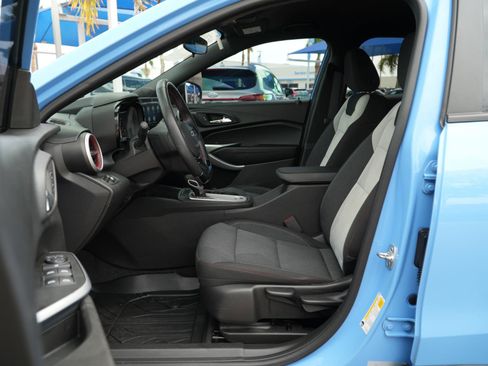 Used 2024 Chevrolet Trax RS w/ Driver Confidence Package image 16