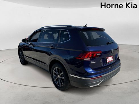 Used 2023 Volkswagen Tiguan SE image 5