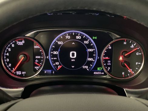 Used 2024 Chevrolet Traverse Premier w/ Redline Edition FWD image 17