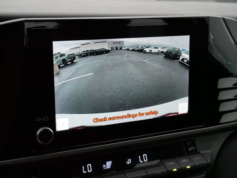 Certified 2025 Toyota Camry LE FWD image 28
