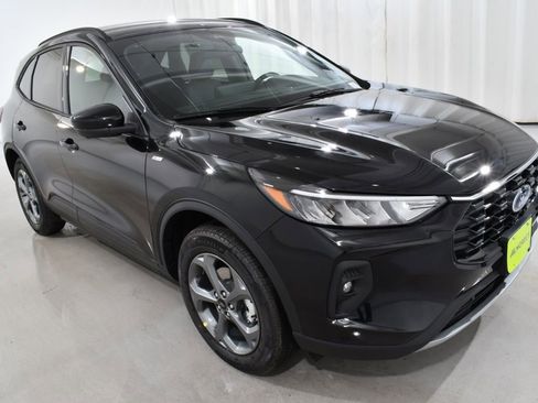 New 2026 Ford Escape ST-Line Select w/ Tech Pack #2 AWD/4WD image 5